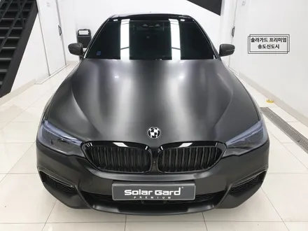 인천 랩핑 잘하는 곳 솔라가드 프리미엄 송도직영점 BMW 550d 사틴블랙 전체랩핑 시공후기 / 인천 연수구 송도동
