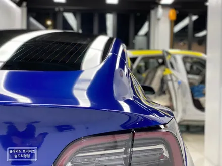인천 랩핑 추천 / 테슬라 모델3 화이트에서 Gloss Deep Blue Metallic (유광 딥블루 메탈릭)으로 화려한 변신!! / 인천 연수구 송도동