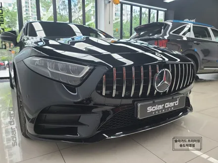 인천 랩핑 벤츠 CLS 400D 그릴랩핑으로 올블랙 시크 포스! 크롬죽이기 랩핑은 역시 솔라가드 프리미엄 송도직영점!! / 인천 연수구 송도동