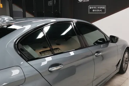 인천 썬팅 재시공 잘하는 곳!! BMW 530i 썬팅 재시공은 솔라가드 프리미엄 송도직영점에서~~ (솔라가드 프리미엄 퀀텀) / 인천 연수구 송도동
