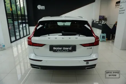 볼보 V60 인천 신차패키지 솔라가드 프리미엄 LX 조합으로 완성!! (솔라가드 프리미엄 송도직영점) / 인천 연수구 송도동