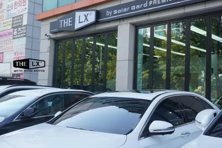 인천송도 썬팅추천업체!! 벤츠 E250 틴팅도 역시 THE LX 송도직영점에서 깔끔하게 시공 완료!! / 인천 연수구 송도동