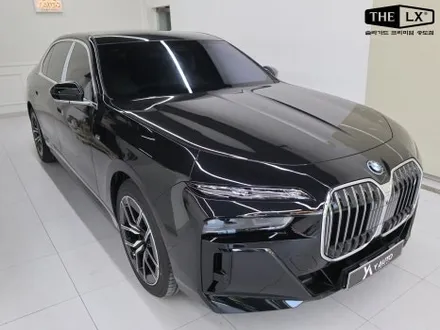 BMW i7 투톤 컬러 ppf,앞 범퍼 다이노쉴드 ppf 시공 PPF의 장점은? / 인천 연수구 송도동