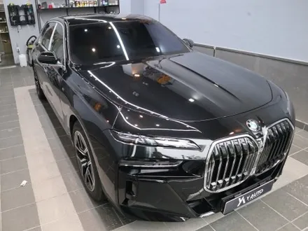 인천 송도 BMW 740i 사틴블랙 전체 랩핑 무광랩핑 비포에프터 / 인천 연수구 송도동