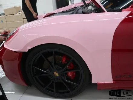 포르쉐 718 박스터 GTS 레드에서 핑크로 전체 컬러 PPF / 인천 연수구 송도동