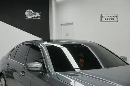 썬팅 재시공 잘하는 곳, BMW 530i 품격에 걸맞는 솔라가드 프리미엄 LX필름으로 썬팅 시공 완료!! (솔라가드 프리미엄 송도직영점) / 인천 연수구 송도동
