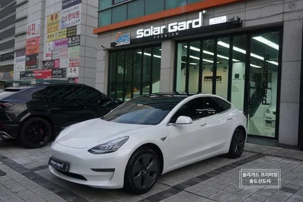인천 신차패키지 테슬라 모델3 신차검수, 보조배터리부터 솔라가드 프리미엄 티타늄 썬팅 시공까지!! / 인천 연수구 송도동