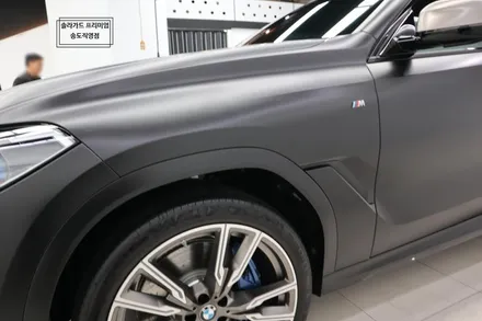인천 송도 랩핑 BMW X6 사틴블랙 전체랩핑으로 묵직한 아우라!! / 인천 연수구 송도동