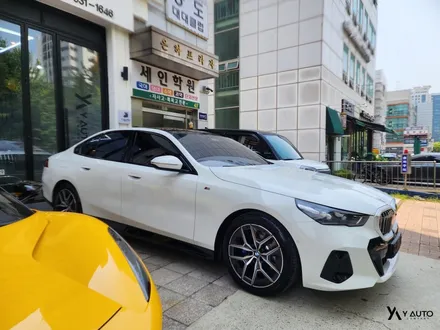 BMW 520i 티타늄 썬팅시공으로 빛나는 5시리즈 매력 / 인천 연수구 송도동