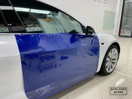 인천 랩핑 추천 / 테슬라 모델3 화이트에서 Gloss Deep Blue Metallic (유광 딥블루 메탈릭)으로 화려한 변신!! / 인천 연수구 송도동