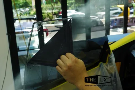 인천송도 자동차썬팅추천 람보르기니 우루스에 THE LX 솔라가드프리미엄 퀀텀색감이 더해진지니 그저 환상!! / 인천 연수구 송도동