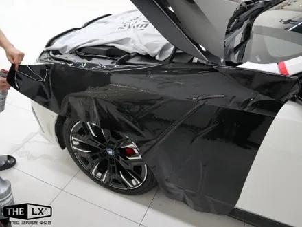 BMW i5 전체 컬러 PPF 화이트에서 블랙으로 컬러 체인지 / 인천 연수구 송도동