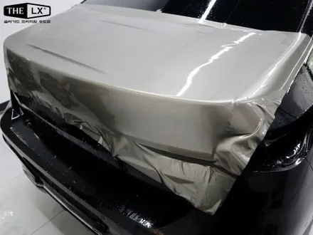 BMW i7 투톤 컬러 ppf,앞 범퍼 다이노쉴드 ppf 시공 PPF의 장점은? / 인천 연수구 송도동