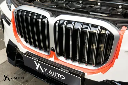 블랙 & 화이트의 정석, BMW X7 크롬 죽이기 그릴 교체 송도 PPF 랩핑 추천 / 인천 연수구 송도동