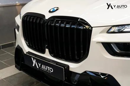 블랙 & 화이트의 정석, BMW X7 크롬 죽이기 그릴 교체 송도 PPF 랩핑 추천 / 인천 연수구 송도동