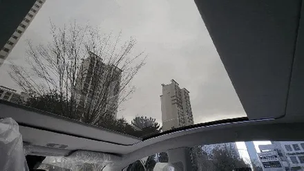 [공지] 테슬라 모델Y 전동 선쉐이드 장착으로 신차패키지 완성 / 인천 연수구 송도동