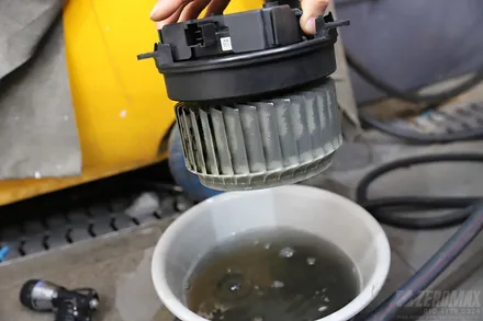 자동차 에어컨 냄새 카니발 에바크리닝 쉰내 제거 / 인천 남동 구월동