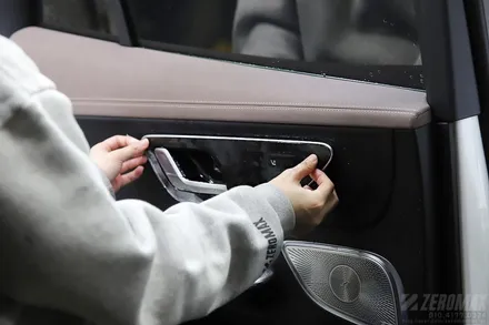 벤츠 EQE SUV 실내 PPF 스크린 액정 보호필름 / 인천 남동 구월동