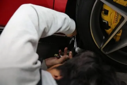 페라리 F8 스파이더 하단가니쉬 부분 카본 랩핑 / 인천 남동 구월동