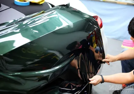 BMW Z4 이노즈텍 미드나잇그린 고광택 랩핑 시공[인천 제로맥스] / 인천 남동 구월동