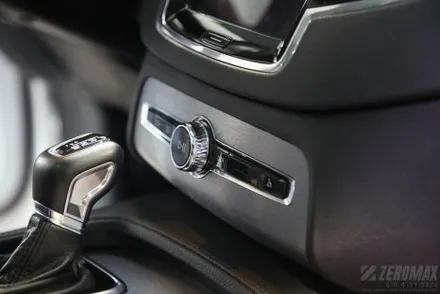 볼보 XC90 실내 랩핑 우드 교체 시공 / 인천 남동 구월동