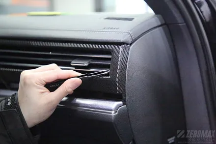 폭스바겐 투아렉 R-Line 블랙에디션 실내 랩핑 크롬죽이기 / 인천 남동 구월동