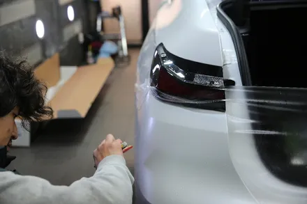 BMW 7시리즈 무광펄 전체 PPF 시공으로 차별화 된 질감과 도장보호력까지! / 인천 남동 구월동