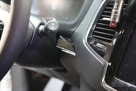 볼보 XC90 실내 랩핑 우드 교체 시공 / 인천 남동 구월동