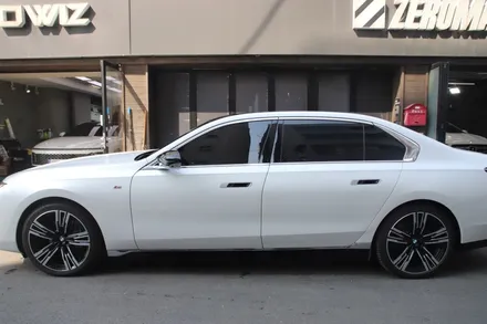 BMW 7시리즈 무광펄 전체 PPF 시공으로 차별화 된 질감과 도장보호력까지! / 인천 남동 구월동