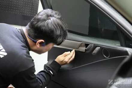 G80 하이그로시부분 에이버리 브러쉬 티타늄으로 실내랩핑 ! / 인천 남동 구월동