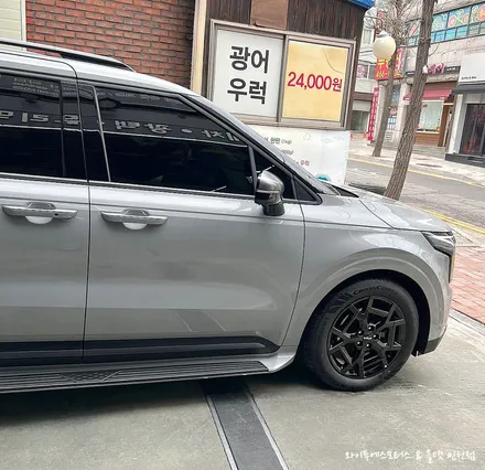 카니발 9인승 요트바닥,사이드스텝,루마버텍스900썬팅 신차패키지,시트백테이블 /인천카니발튜닝전문 / 남동구 구월동