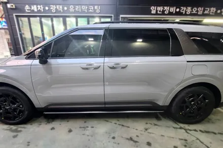 인천 카니발 하이브리드 신차패키지 검수 및 킹스텝 전동 사이드스텝 시공 / 남동구 구월동