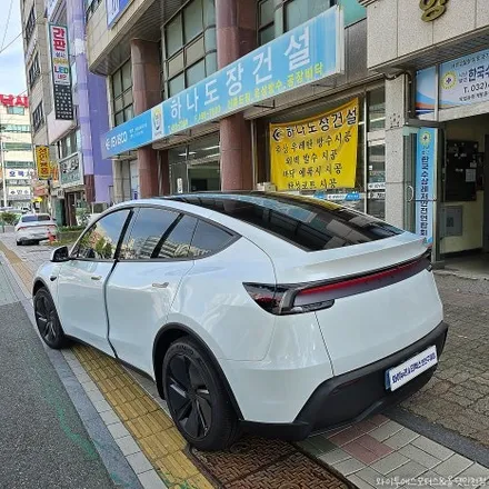 테슬라 모델Y 브이쿨TK 썬팅 /인천테슬라썬팅전문 / 남동구 구월동