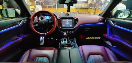 마세라티 기블리에 비노출 아크릴 엠비언트가 주는 엠비언트의 품격 / 포천, 양주, 의정부, 동두천