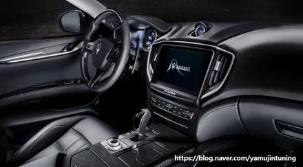 마세라티 기블리에 비노출 아크릴 엠비언트가 주는 엠비언트의 품격 / 포천, 양주, 의정부, 동두천