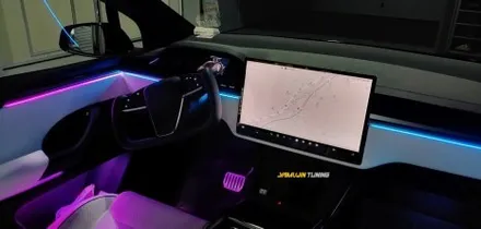 멋진 팔콘윙 테슬라 모델X의 실내에 역동적인 아름다움이? 테슬라 모델X 무빙 엠비언트 글로우모션 / 포천, 양주, 의정부, 동두천