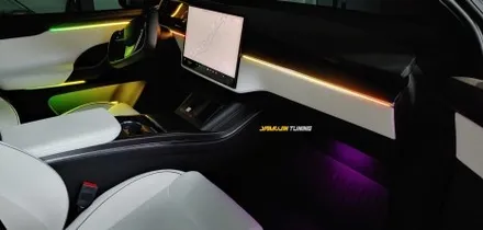 멋진 팔콘윙 테슬라 모델X의 실내에 역동적인 아름다움이? 테슬라 모델X 무빙 엠비언트 글로우모션 / 포천, 양주, 의정부, 동두천