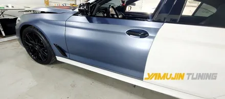 BMW M5 전체랩핑 에이버리 사틴 그레이 블루 랩핑이 주는 은은한 화사함 / 포천, 양주, 의정부, 동두천