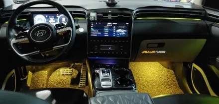 엣지있는 자동차 투싼 NX4의 실내에 감성 무드등이 필요합니다. 투싼 NX4 엠비언트 / 포천, 양주, 의정부, 동두천