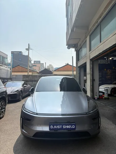 테슬라 모델Y 런치 에디션 퀵실버 . 신차풀패키지 / 대구 수성구 상동