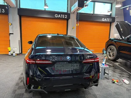 BMW 530e. 카본블랙 .루마버텍스  신차패키지 / 대구 수성구 상동