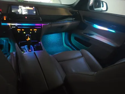 BMW 750d SB 무빙엠비언트+풋등-화이트라인 / 대전 서구 도마동