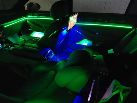 제네시스g90 갤럭시레이 무빙엠비언트+도어수납함 / 대전,천안,청주,세종