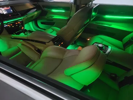 BMW 750d SB 무빙엠비언트+풋등-화이트라인 / 대전 서구 도마동