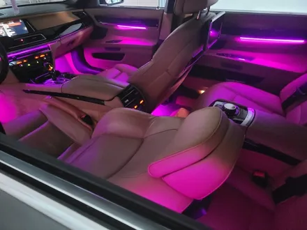 BMW 750d SB 무빙엠비언트+풋등-화이트라인 / 대전 서구 도마동