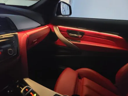 BMW 428i 컨버터블 SB 무빙엠비언트-화이트라인 / 대전 서구 도마동