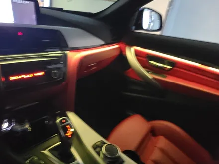 BMW 428i 컨버터블 SB 무빙엠비언트-화이트라인 / 대전 서구 도마동