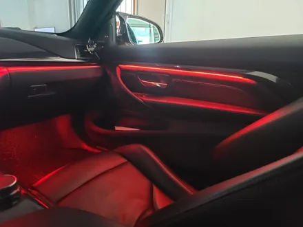 BMW M4 SM 무빙엠비언트+풋등-화이트라인 / 대전 서구 도마동