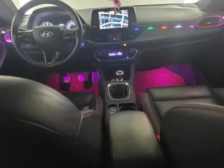 i30 PD SB 무빙엠비언트+풋등+도어캐치-화이트라인 / 대전,천안,청주,세종