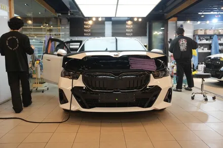 BMW 520i, 후퍼옵틱 프나세로 완성된 고급스러움 / 서울 마포구 성산동